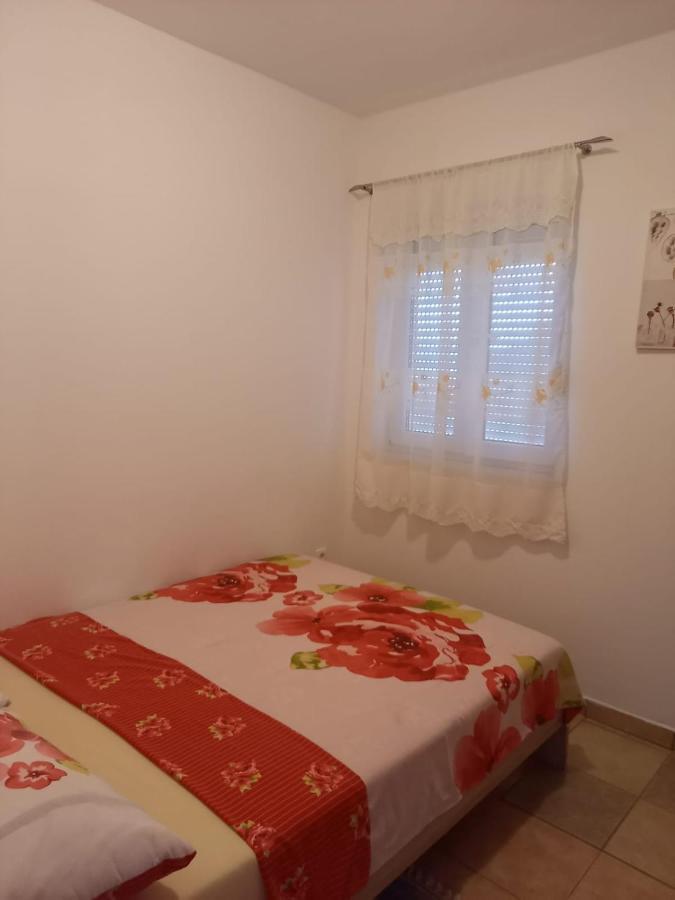 Apartmani Afrodita Crikvenica Exterior foto