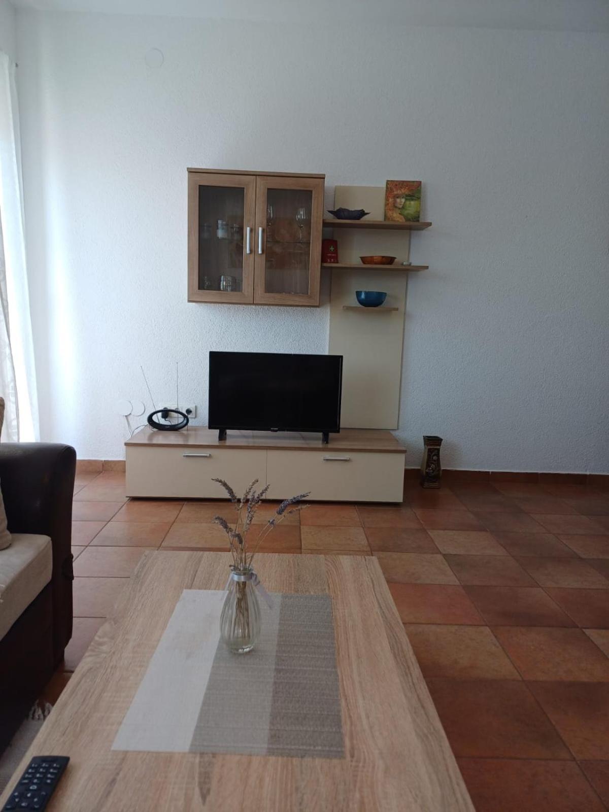 Apartmani Afrodita Crikvenica Exterior foto